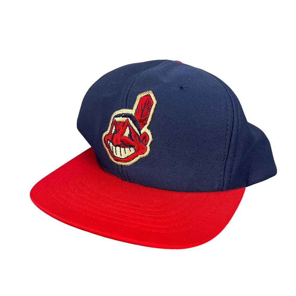 MLB Mens OS Vintage Retro Streetwear Cleveland‎ Indians Chief Wahoo Snapback Hat